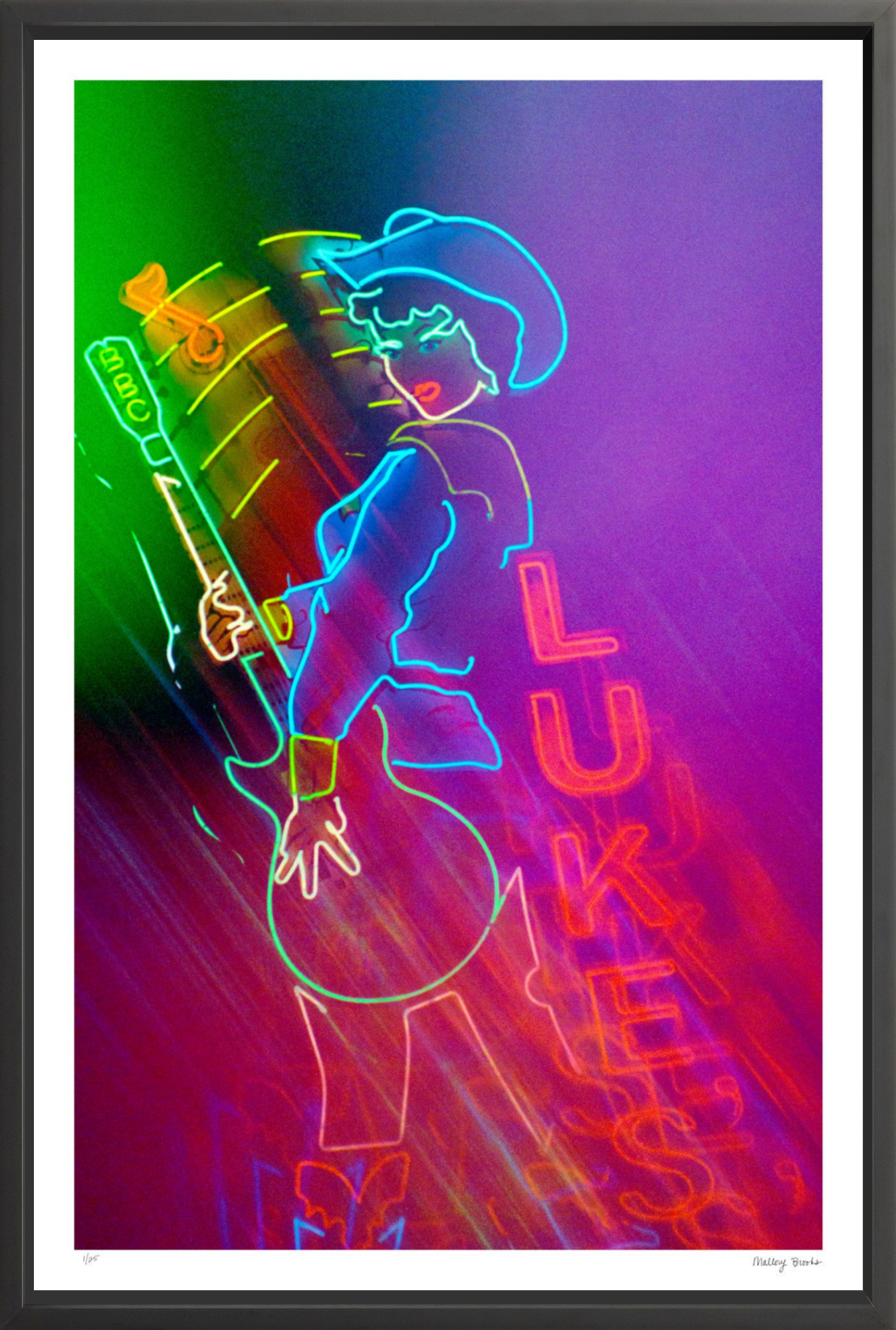 Neon Luke's 32